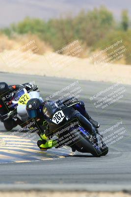 media/Apr-10-2022-SoCal Trackdays (Sun) [[f104b12566]]/Turn 10 (1pm)/